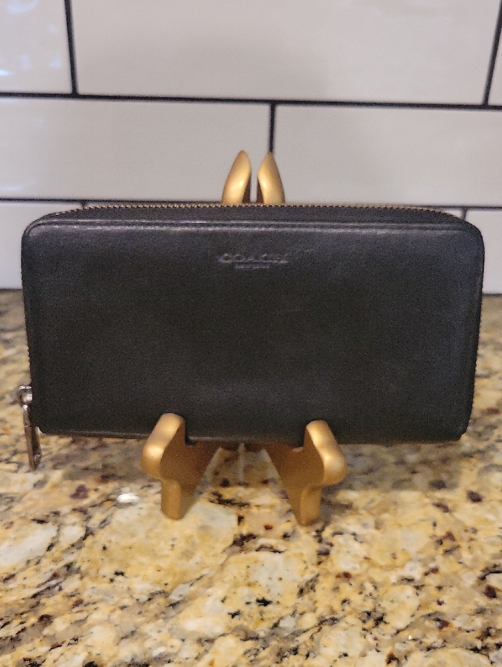 Coach Black Zip-Around Leather Wallet Black Brown Like New